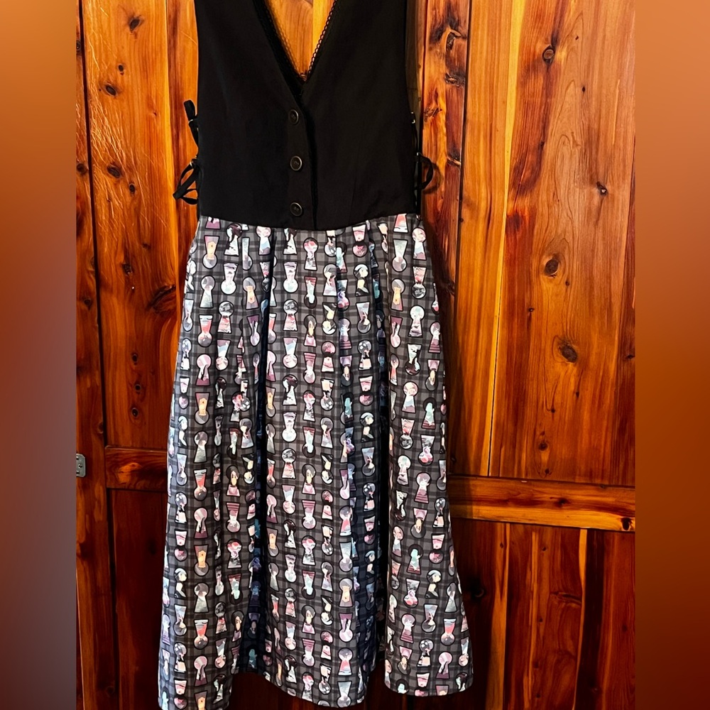 Like NEW Beautiful Disney dress